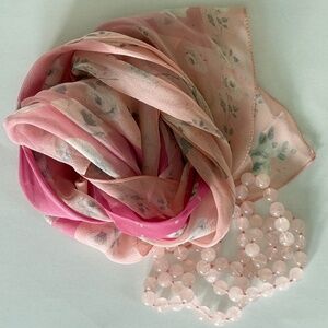 VINTAGE CASUAL CORNER Scarf Floral Square Silk Pink Gray 20"